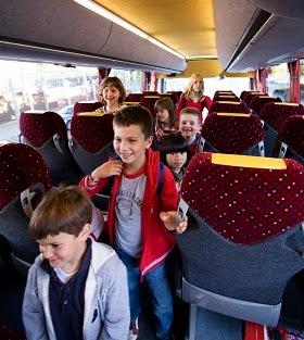 Ventajas del uso de un autobús de ruta para colegios